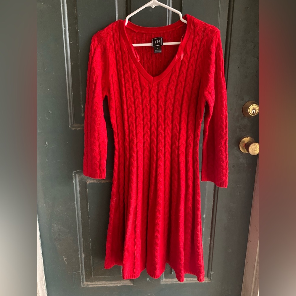 Jessica Howard v-neck cable-knit sweater